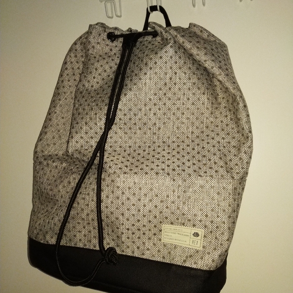 Hex Range Backpack - Picture 1 of 4